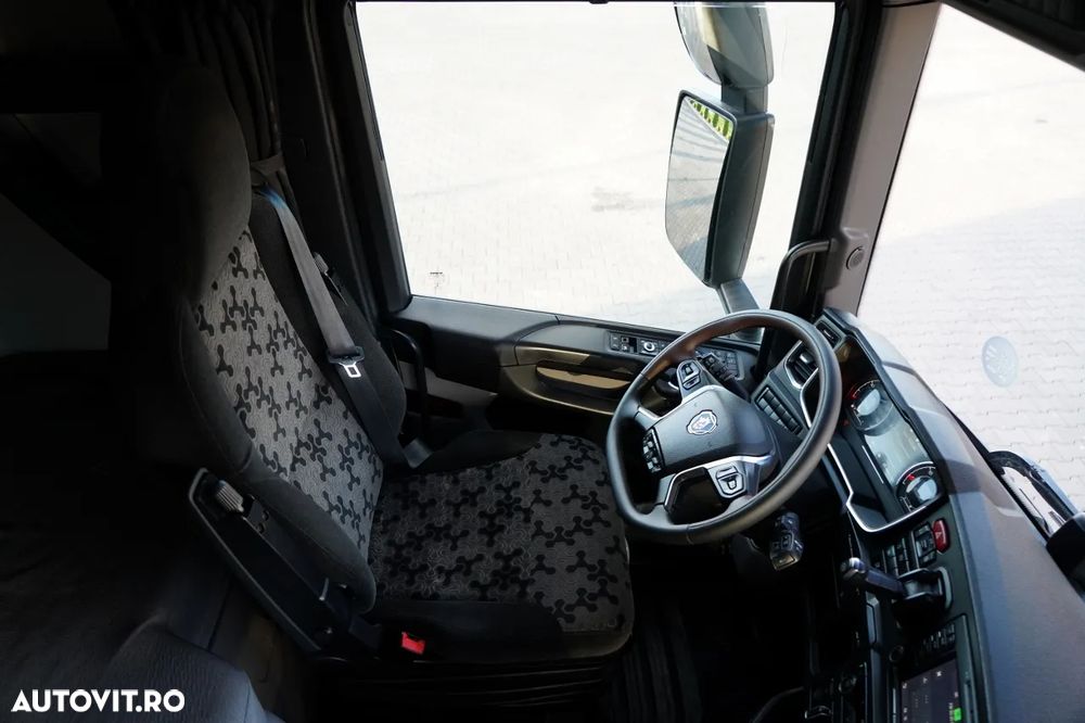 Scania S 450 / CORTINĂ 8,2 m / 6x2 / PUNTE RIDICATĂ / EURO 6 - 29