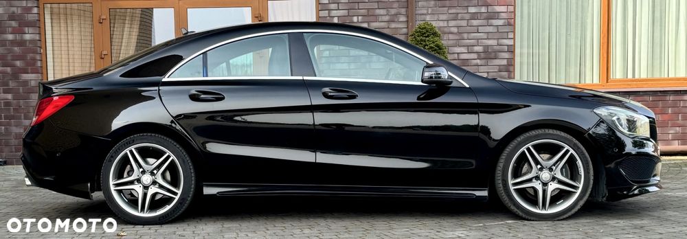 Mercedes-Benz CLA 180 7G-DCT AMG Line - 13