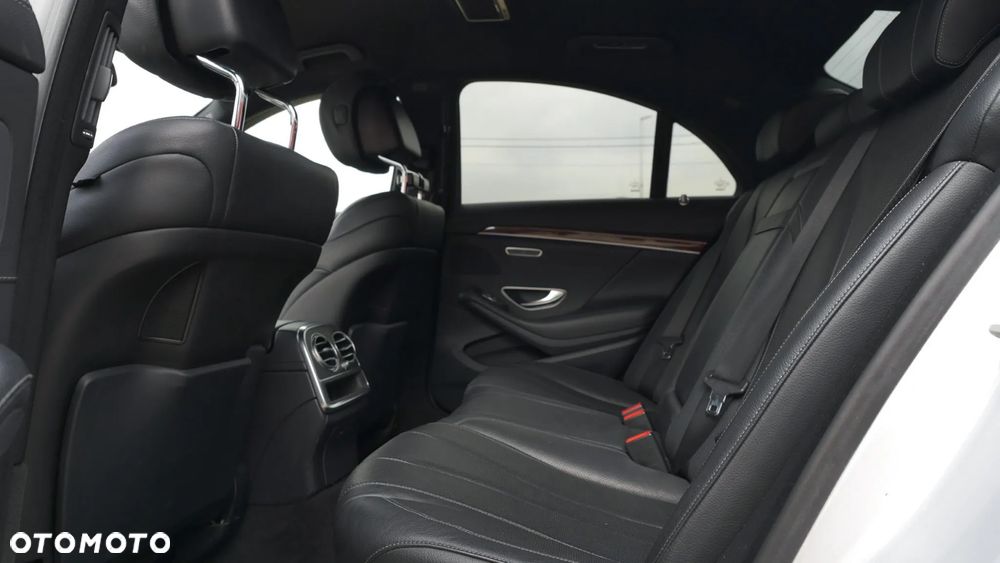 Mercedes-Benz Klasa S 500 4-Matic 7G-TRONIC - 28