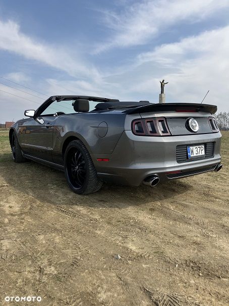 Ford Mustang 3.7 V6 - 8
