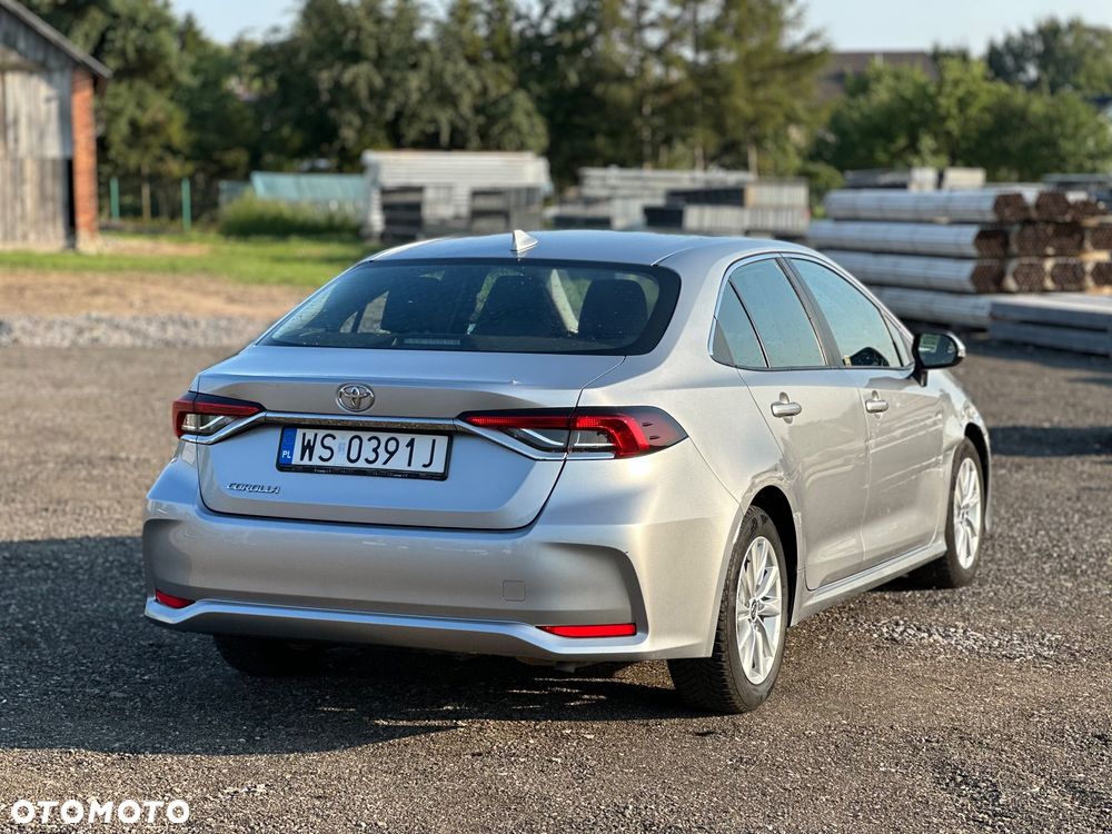 Toyota Corolla - 11