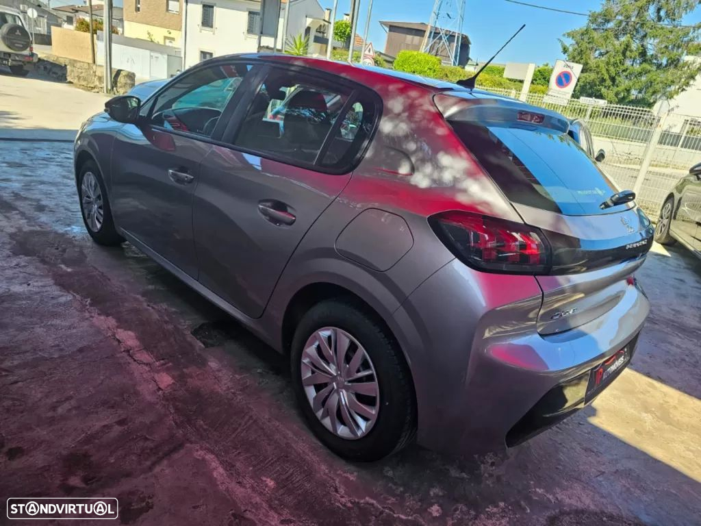 Peugeot 208 1.2 PureTech Active - 5