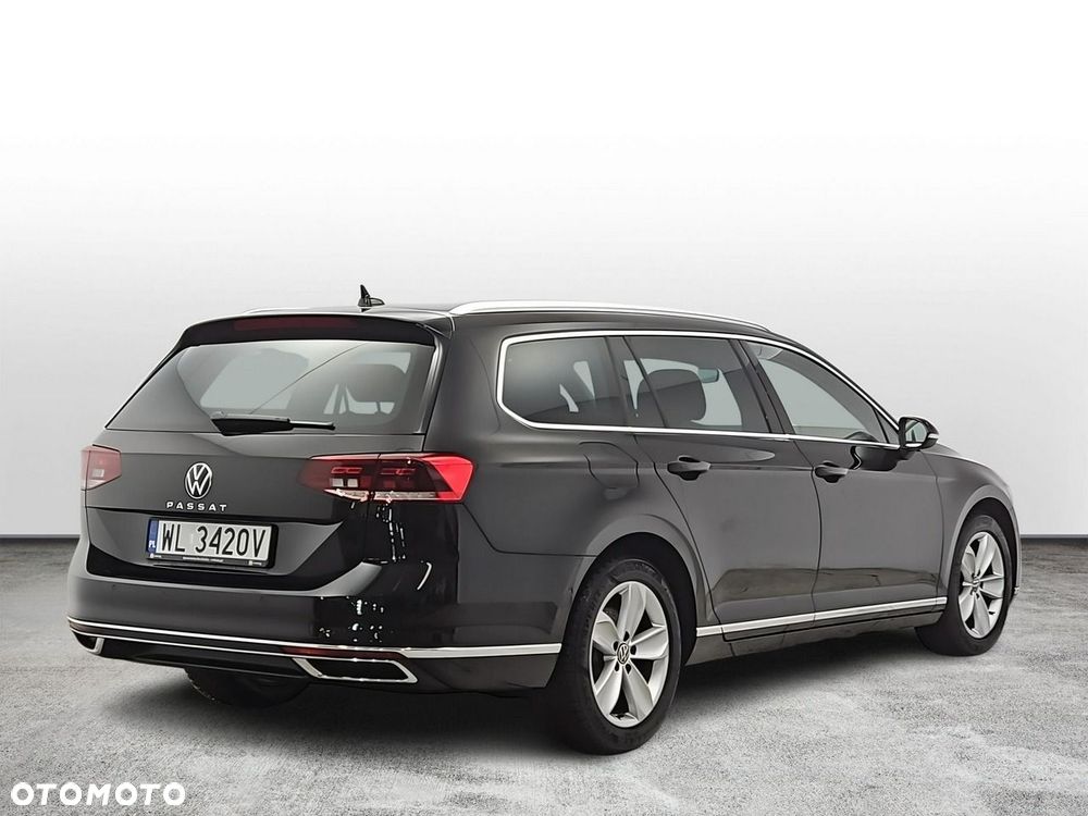 Volkswagen Passat Variant 2.0 TDI EVO Elegance DSG - 5