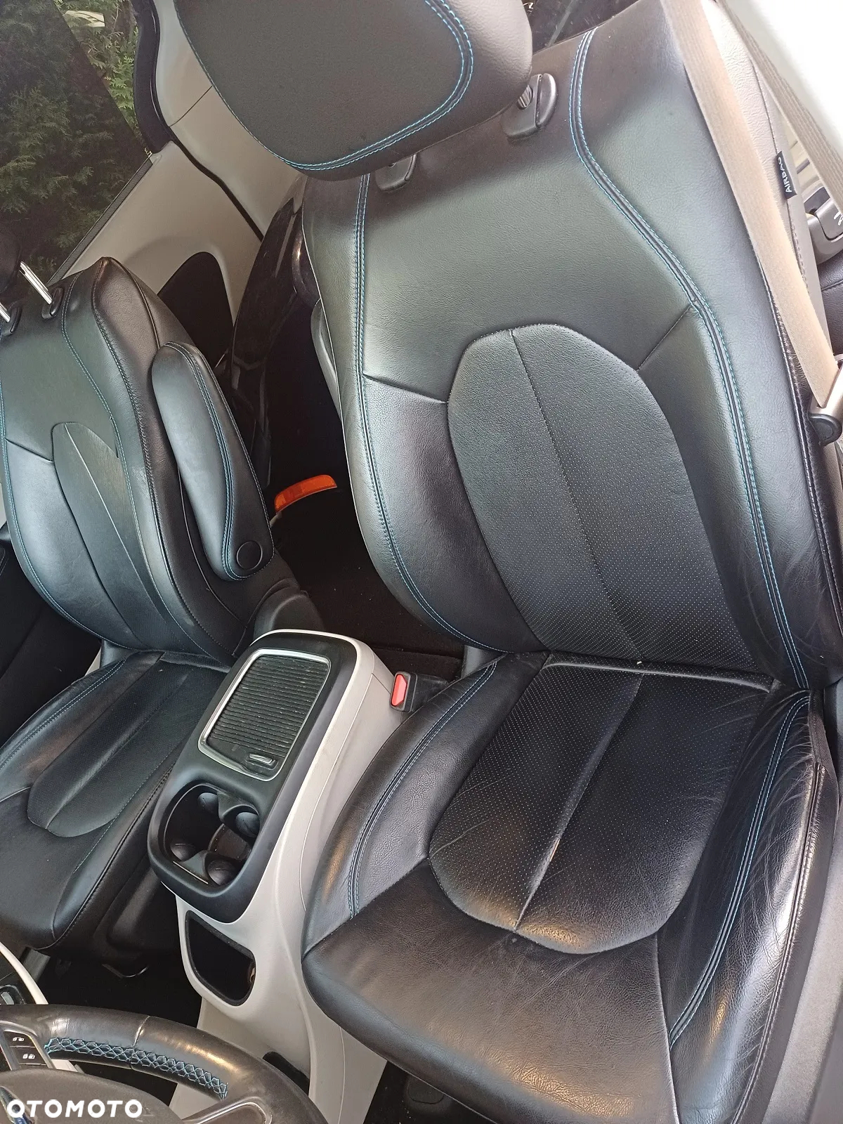 Chrysler Pacifica - 15