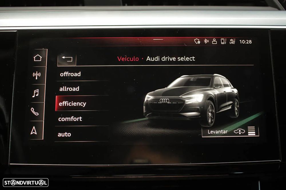 Audi e-tron 50 quattro - 34