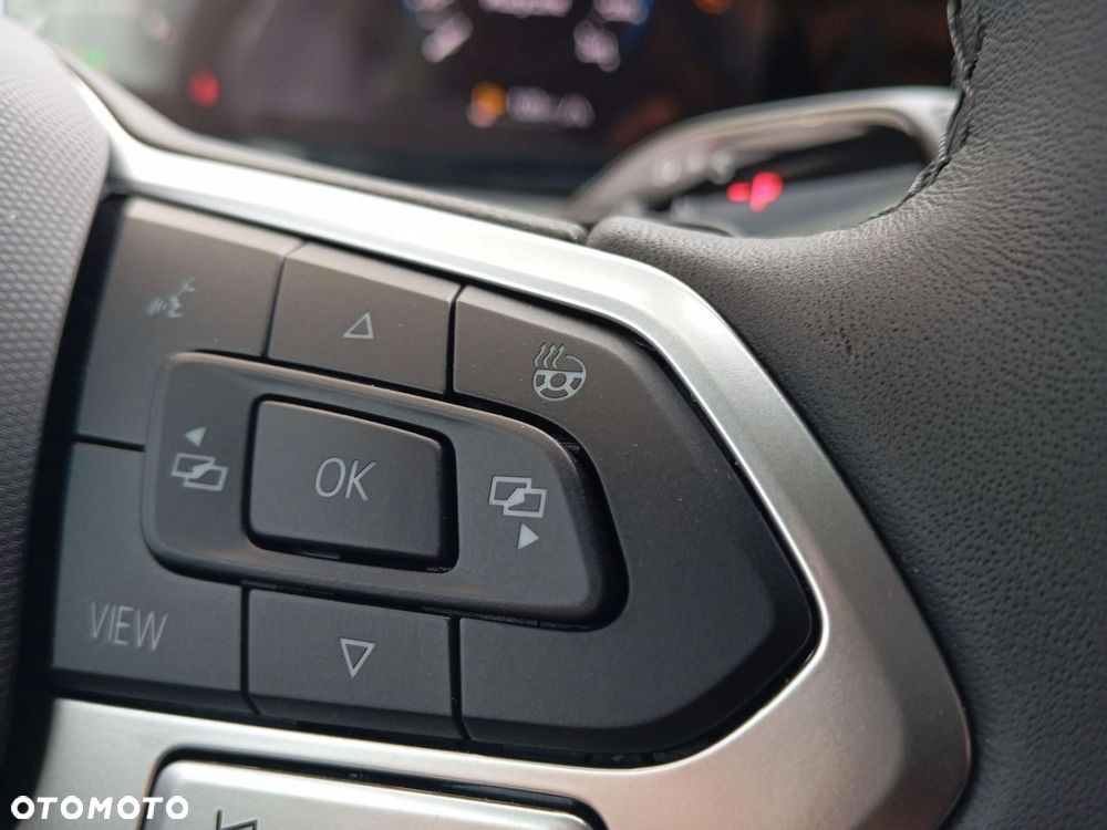 Volkswagen Tiguan - 24