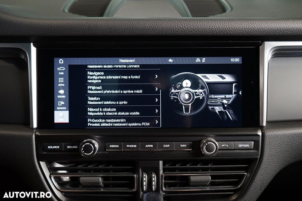 Porsche Macan - 37