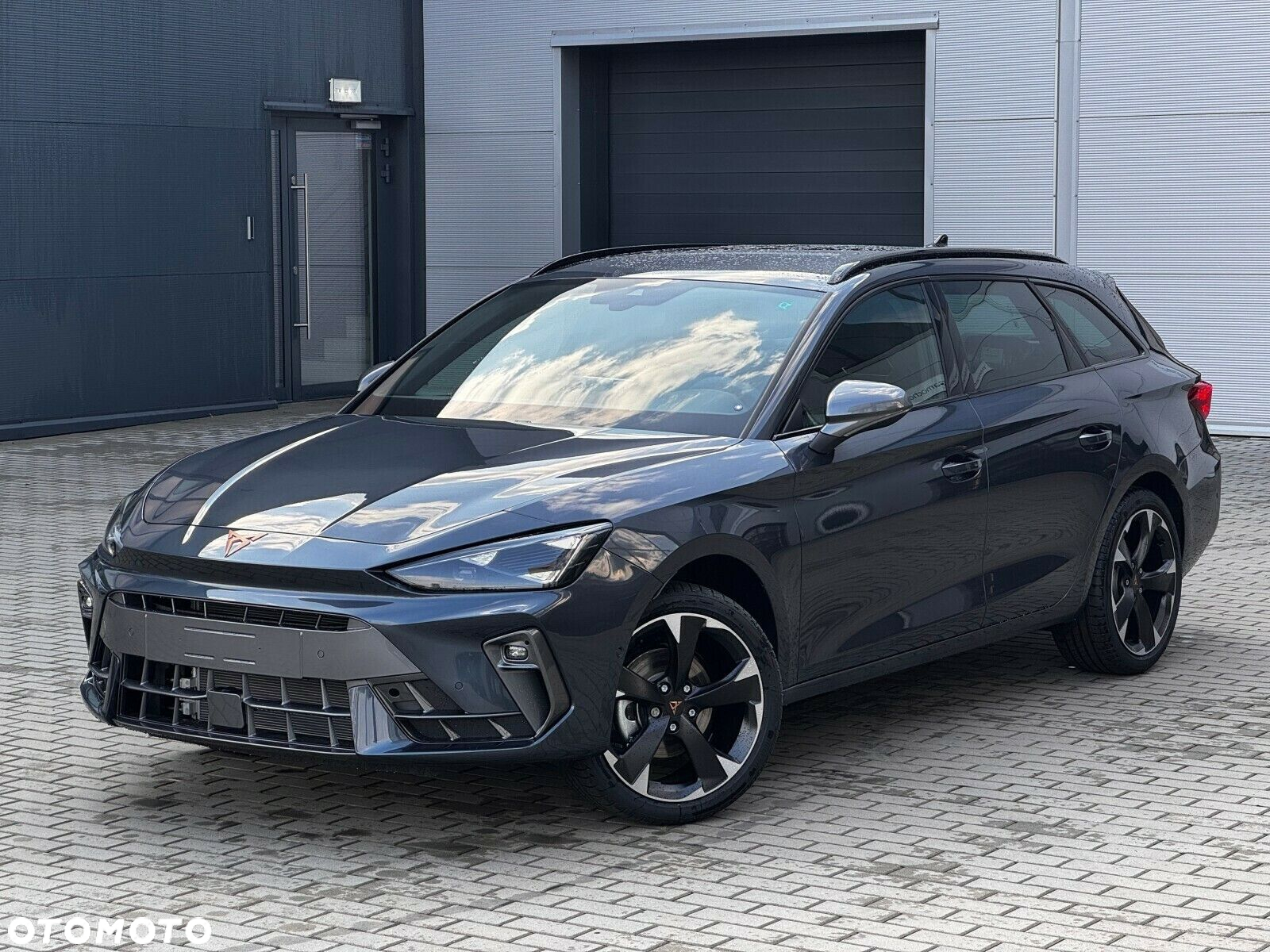 Cupra Leon Sportstourer - 3