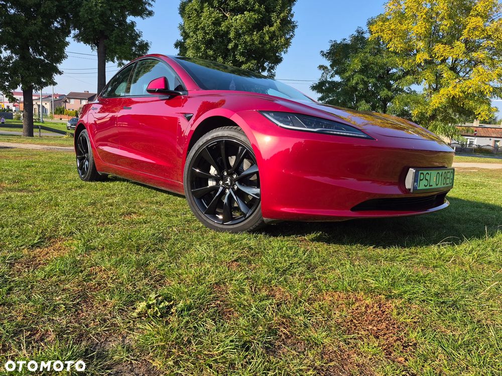 Tesla Model 3 - 12