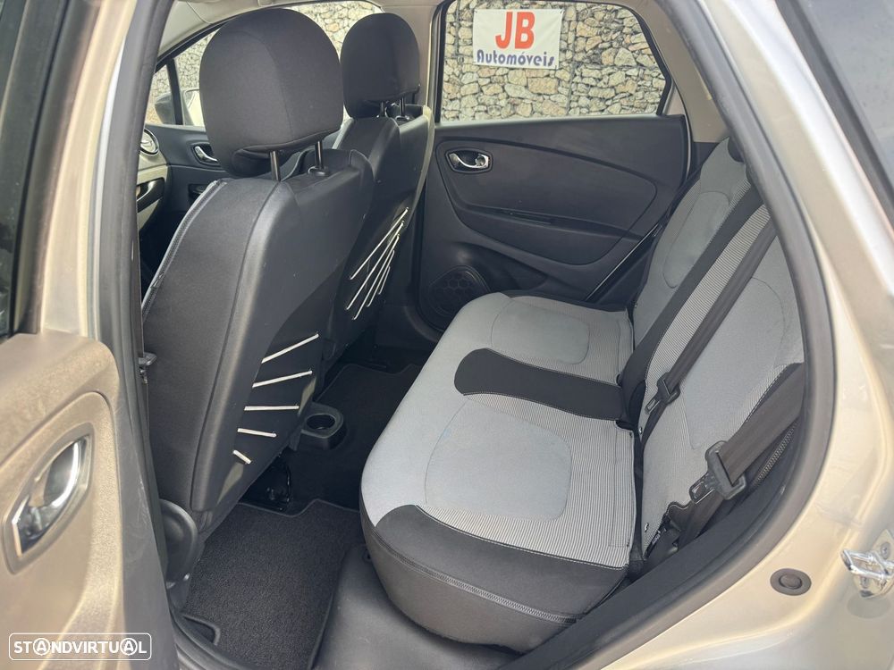 Renault Captur 0.9 TCE Exclusive - 11