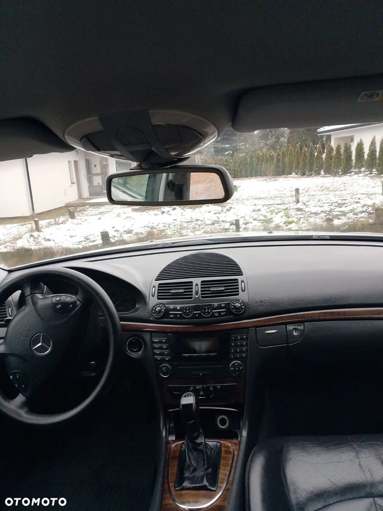 Mercedes-Benz Klasa E 200 CDI Elegance - 11