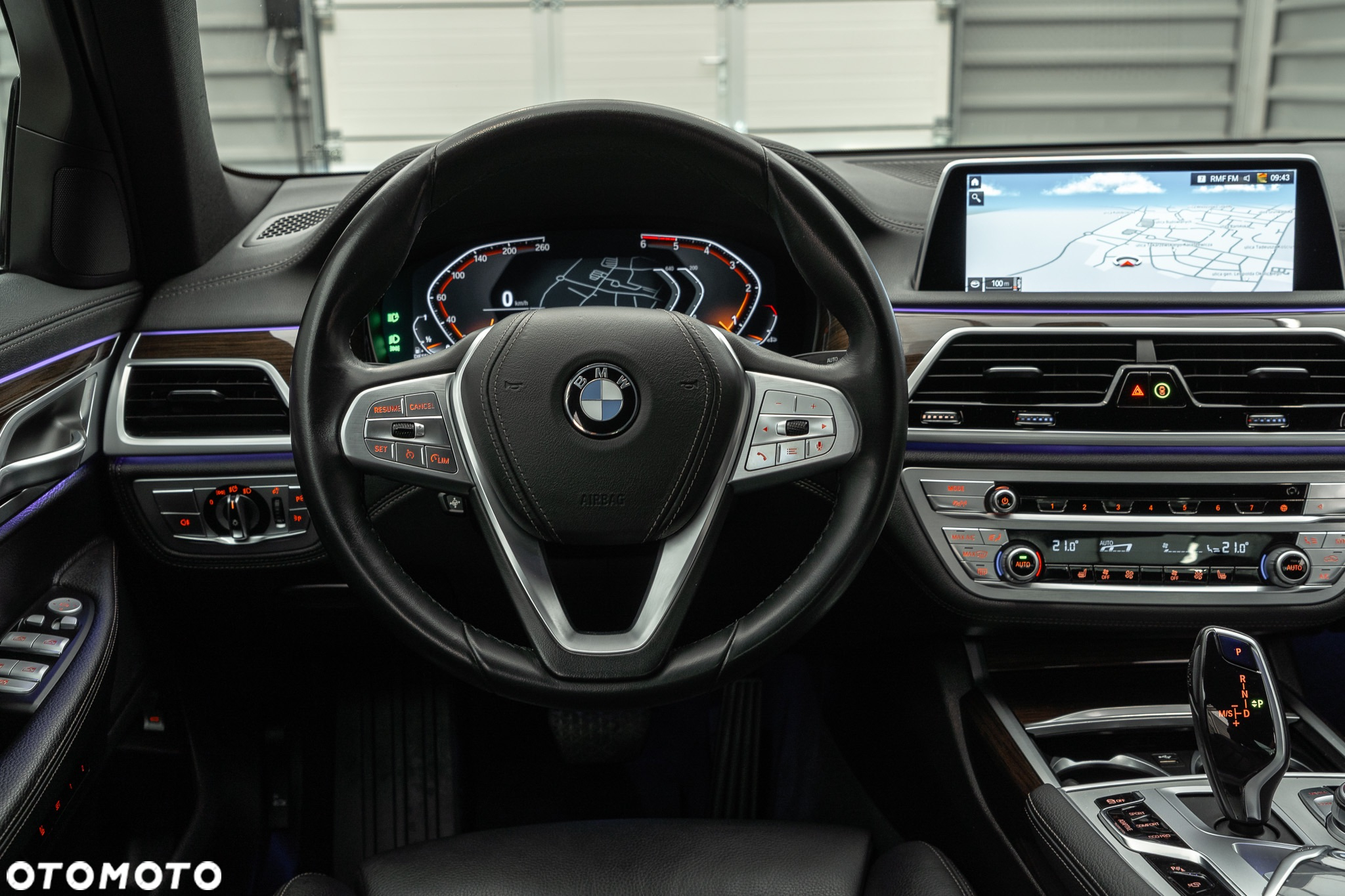 BMW Seria 7 730d sport - 33