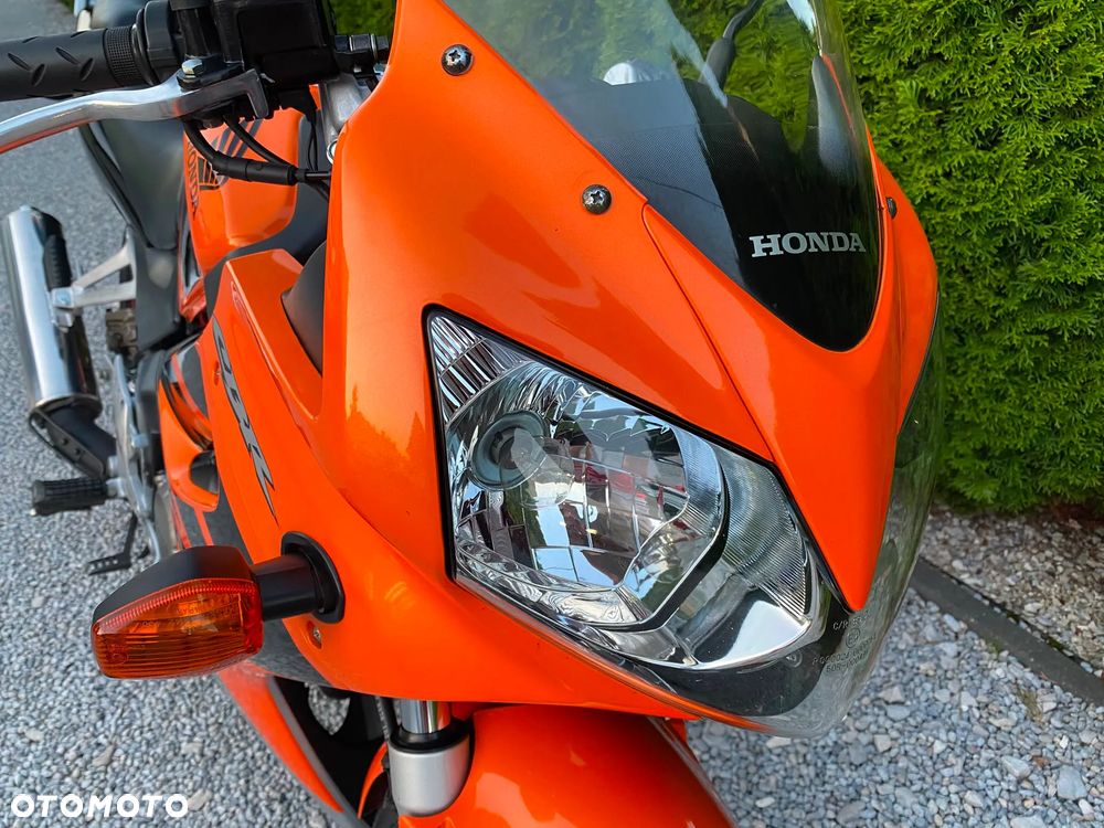 Honda CBR - 21