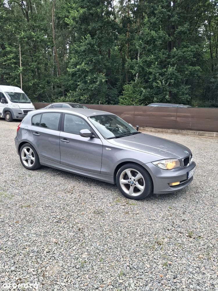 BMW Seria 1 118i - 4