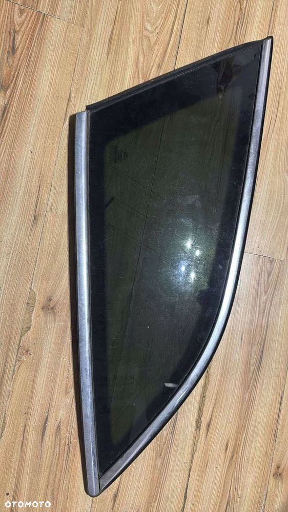 prawa tylna szyba karoseryjna ford mondeo mk4 lift kombi - 1