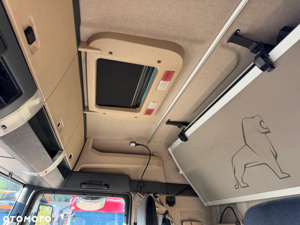 MAN TGX 18.510 KM RETARDER / VIN "LP" 2020 / POLSKI SALON / 602 TYS. KM ORYGINALNY PRZEBIEG / LODÓWKA / 2 ZBIORNIKI PALIWOWE 1160 L / LED / SILNIK 510 KM !! - 33