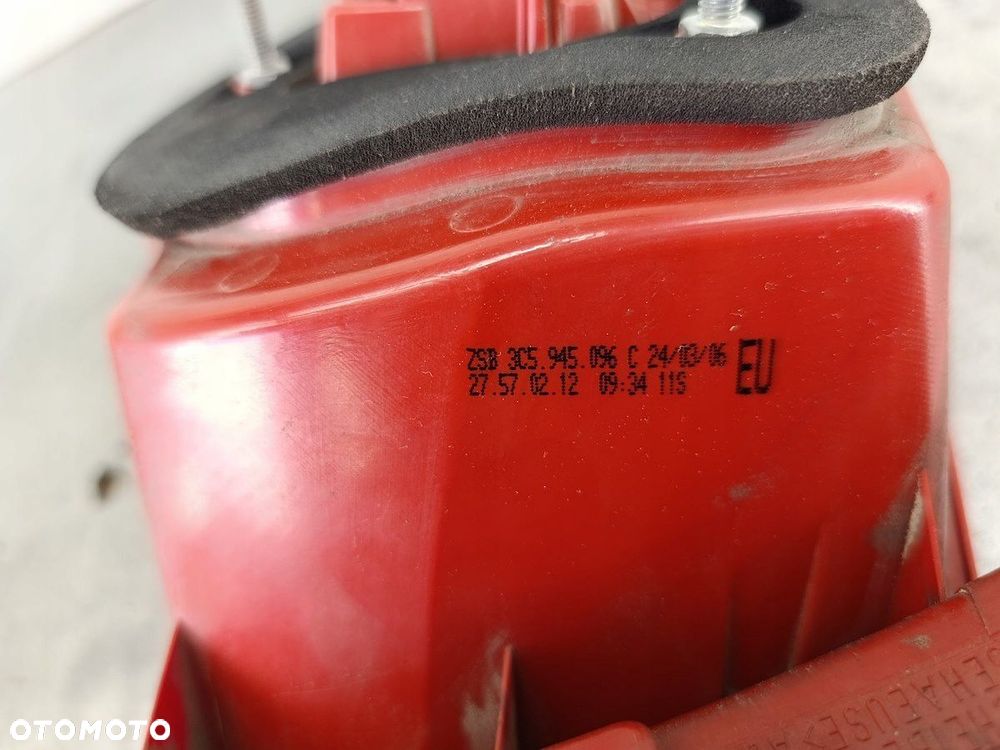 LAMPA TYLNA PRAWA VW PASSAT B6 3C5945096C SEDAN - 6