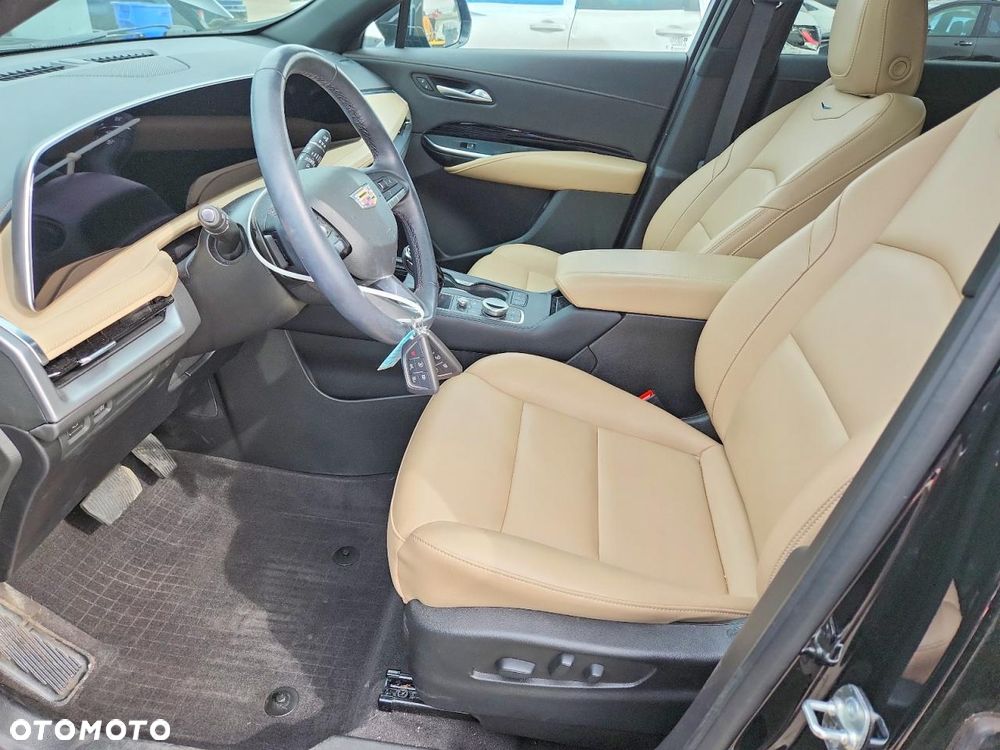 Cadillac XT4 - 8