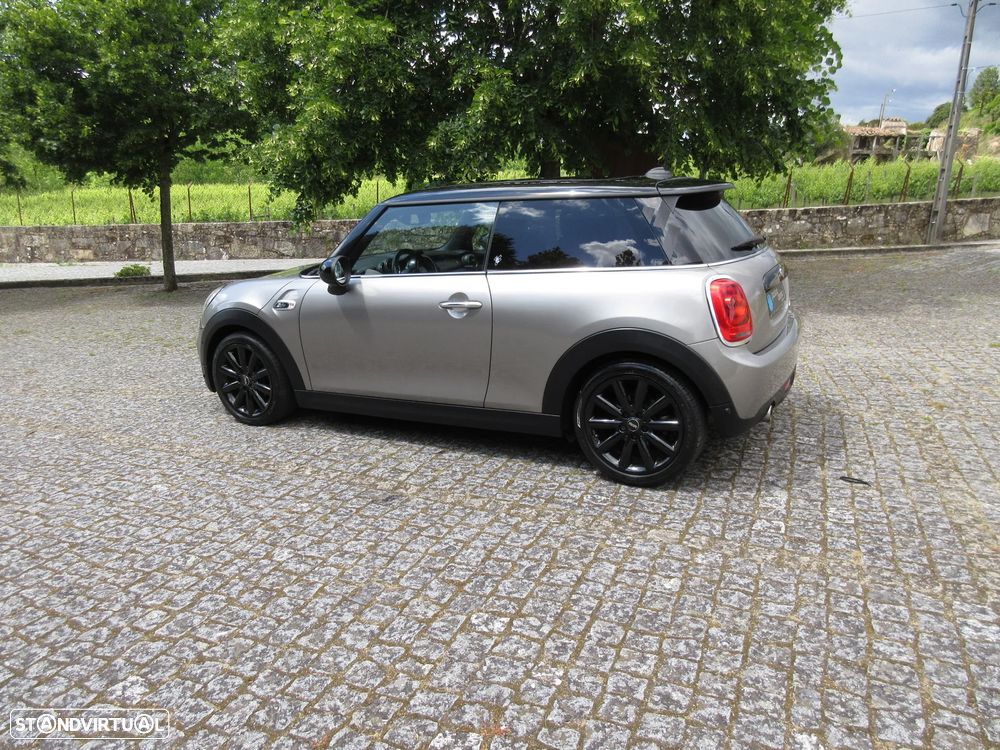 MINI 3 Portas Cooper D Aut. - 5