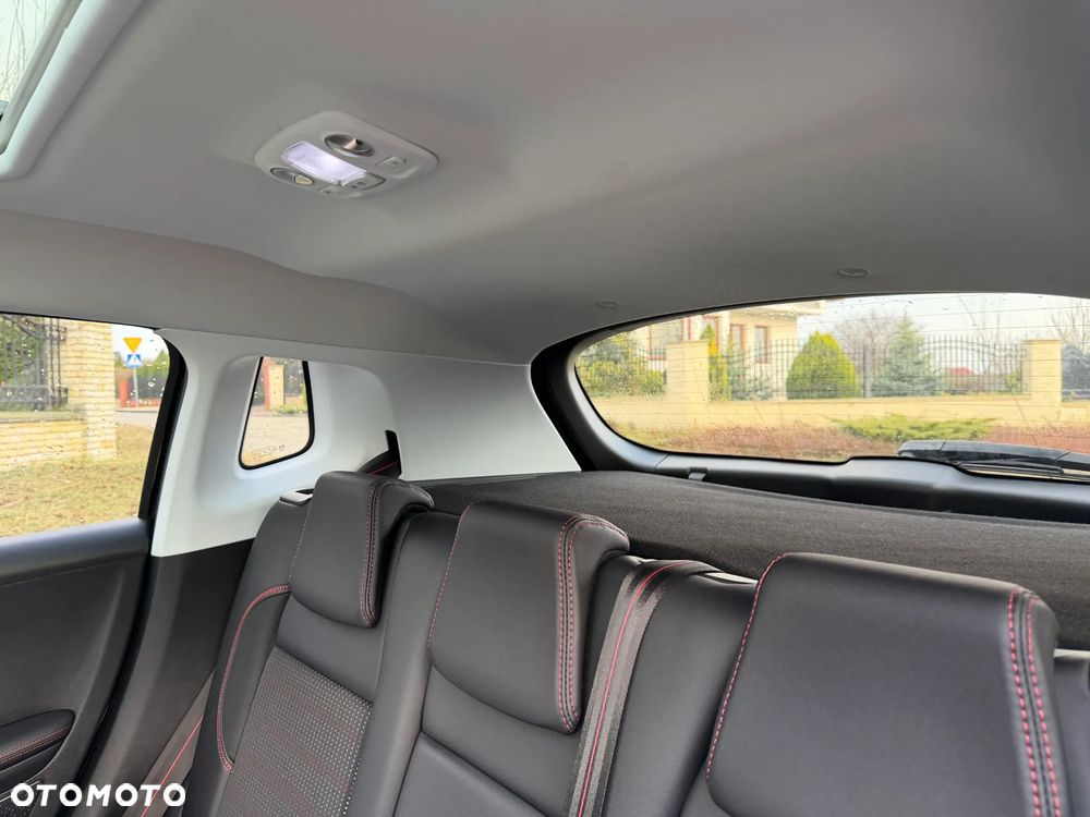 Peugeot 2008 PureTech 110 Stop&Start GT-Line Edition - 10