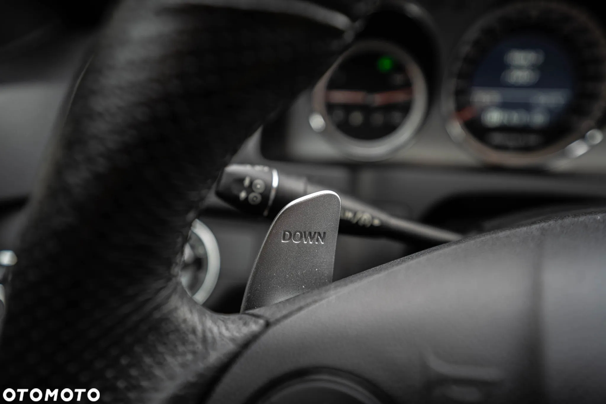 Mercedes-Benz Klasa C 63 AMG - 32