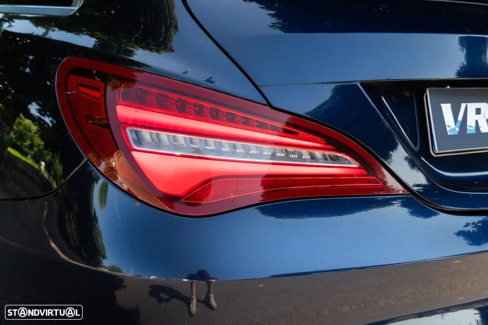 Mercedes-Benz CLA 180 d - 40