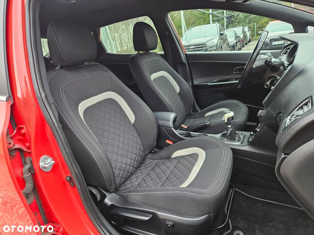 Kia Ceed 1.0 T-GDI ISG GT Line - 25