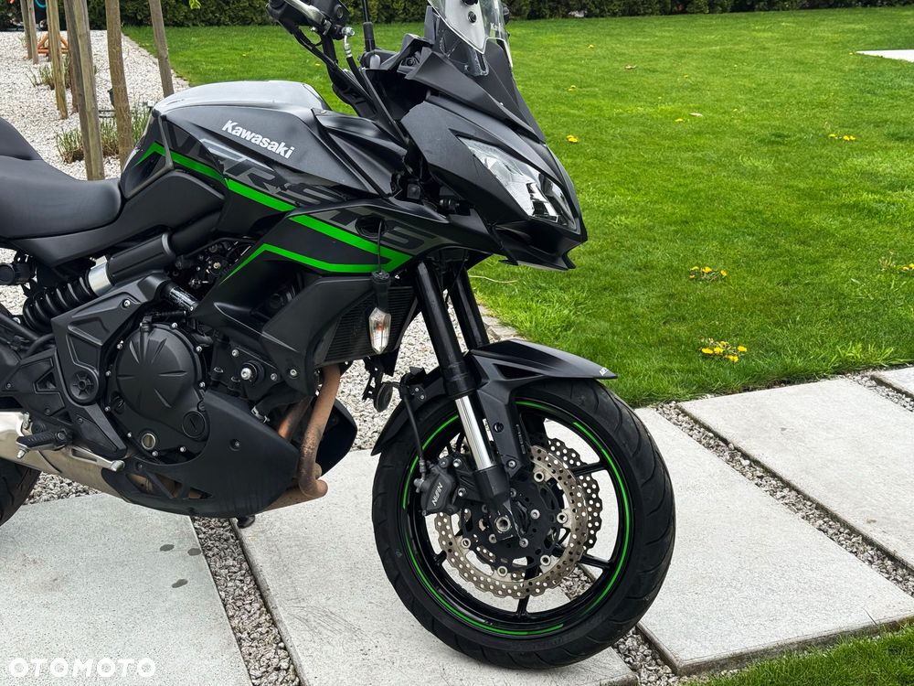 Kawasaki Versys 650 - 12