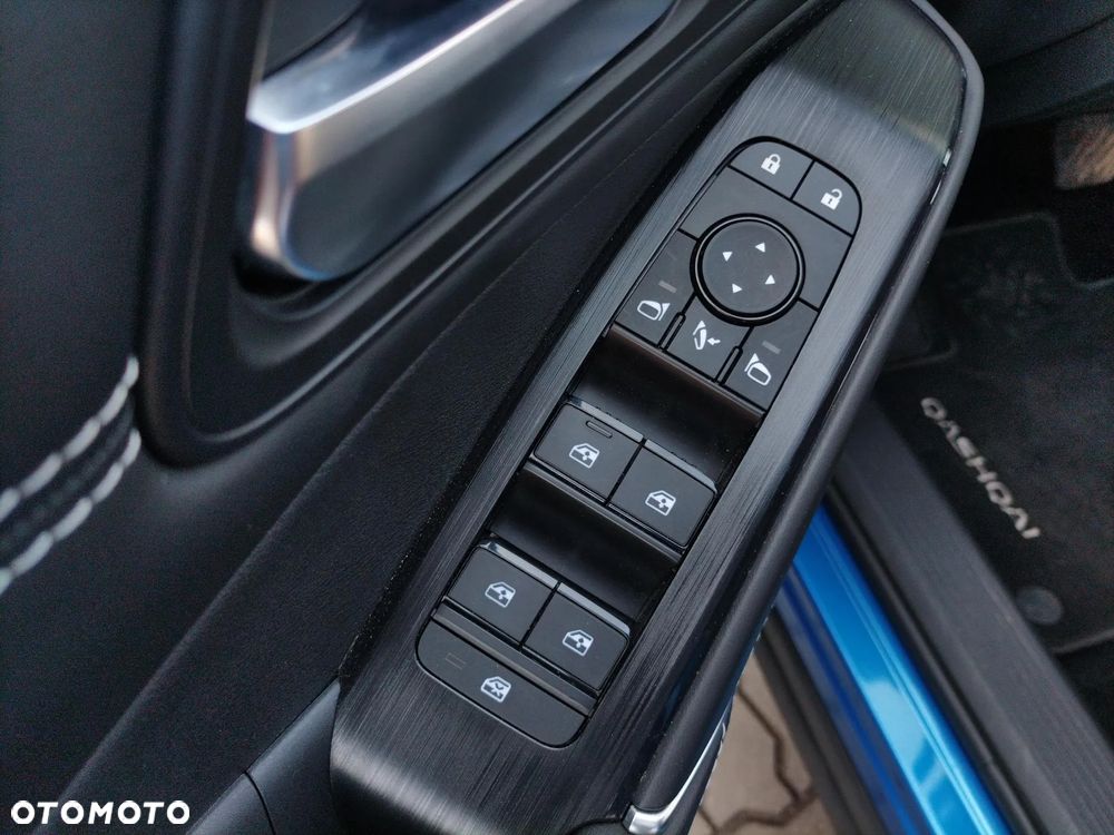 Nissan Qashqai - 22
