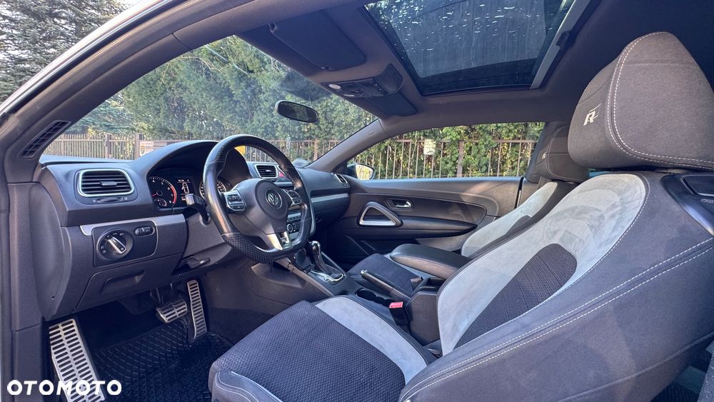 Volkswagen Scirocco 2.0 TSI Perfectline R-Style DSG - 3