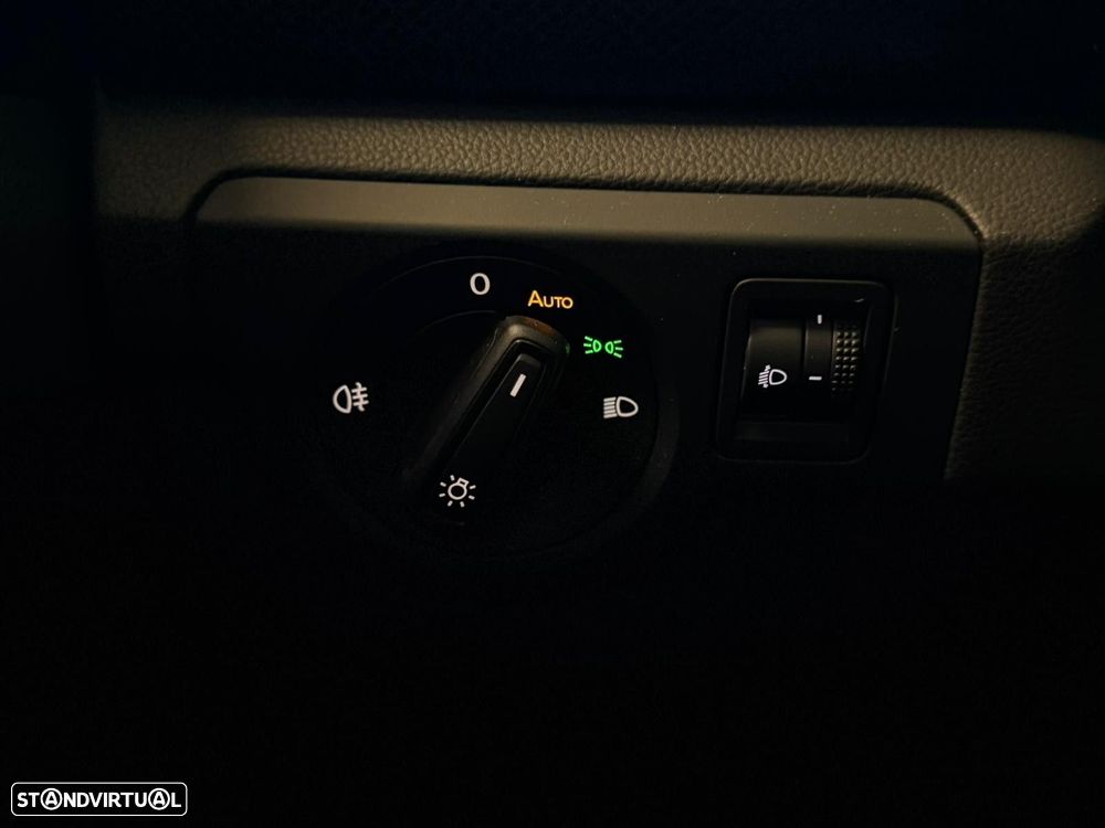 VW T-Cross 1.0 TSI Life DSG - 28