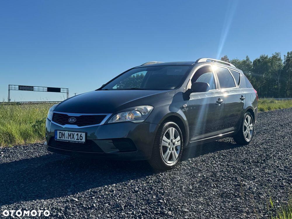 Kia Ceed 1.4 CVVT Attract - 3