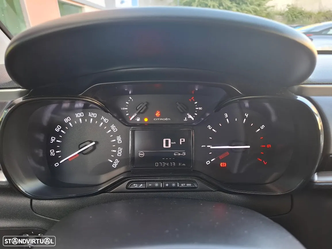 Citroën C3 1.2 PureTech Shine EAT6 - 13