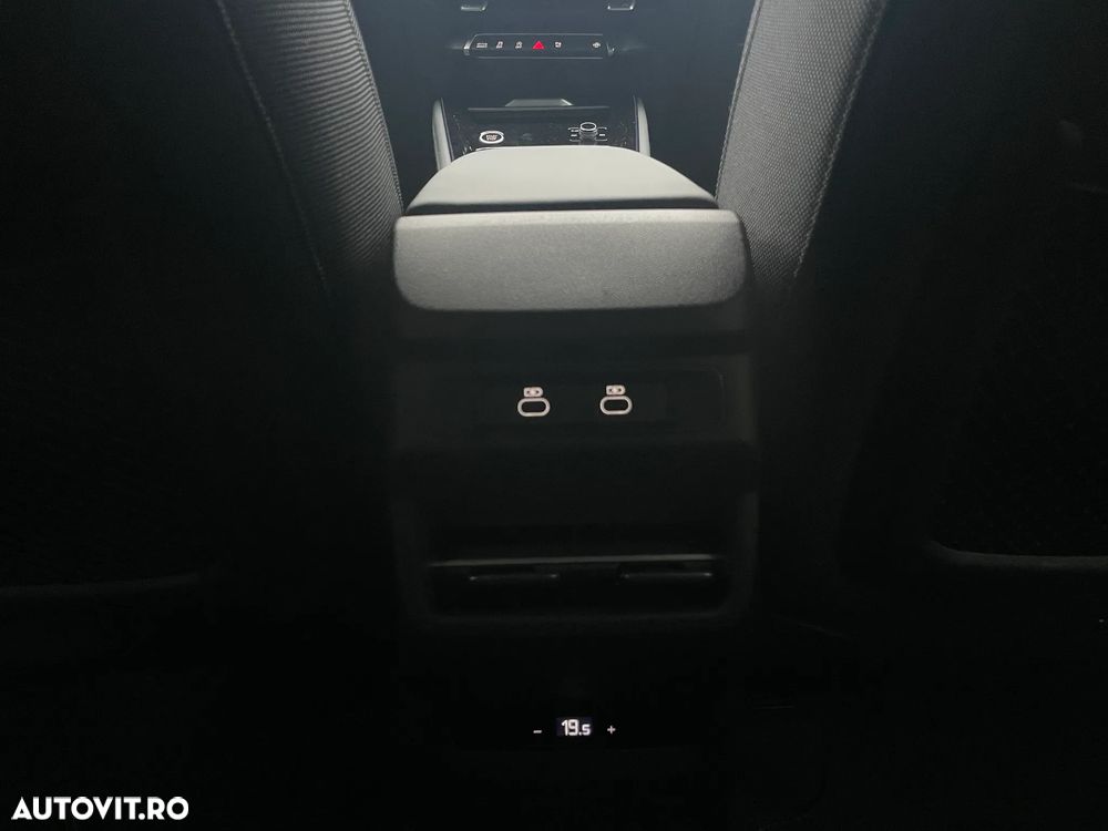 Audi Q3 1.5 35 TFSI S tronic S Line - 33