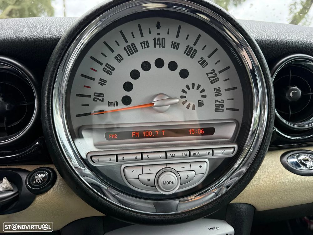 MINI Cabrio Cooper - 13