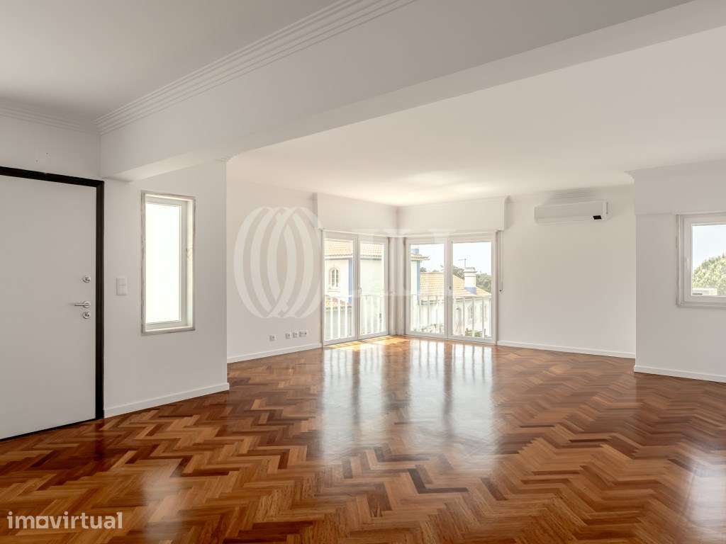 Moradia triplex, em São João das Lampas, Sintra - Grande imagem: 4/34
