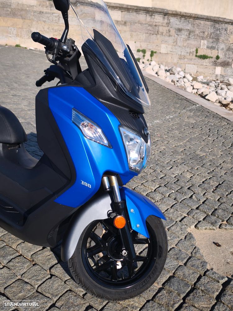 Sym JOYMAX Z - 6