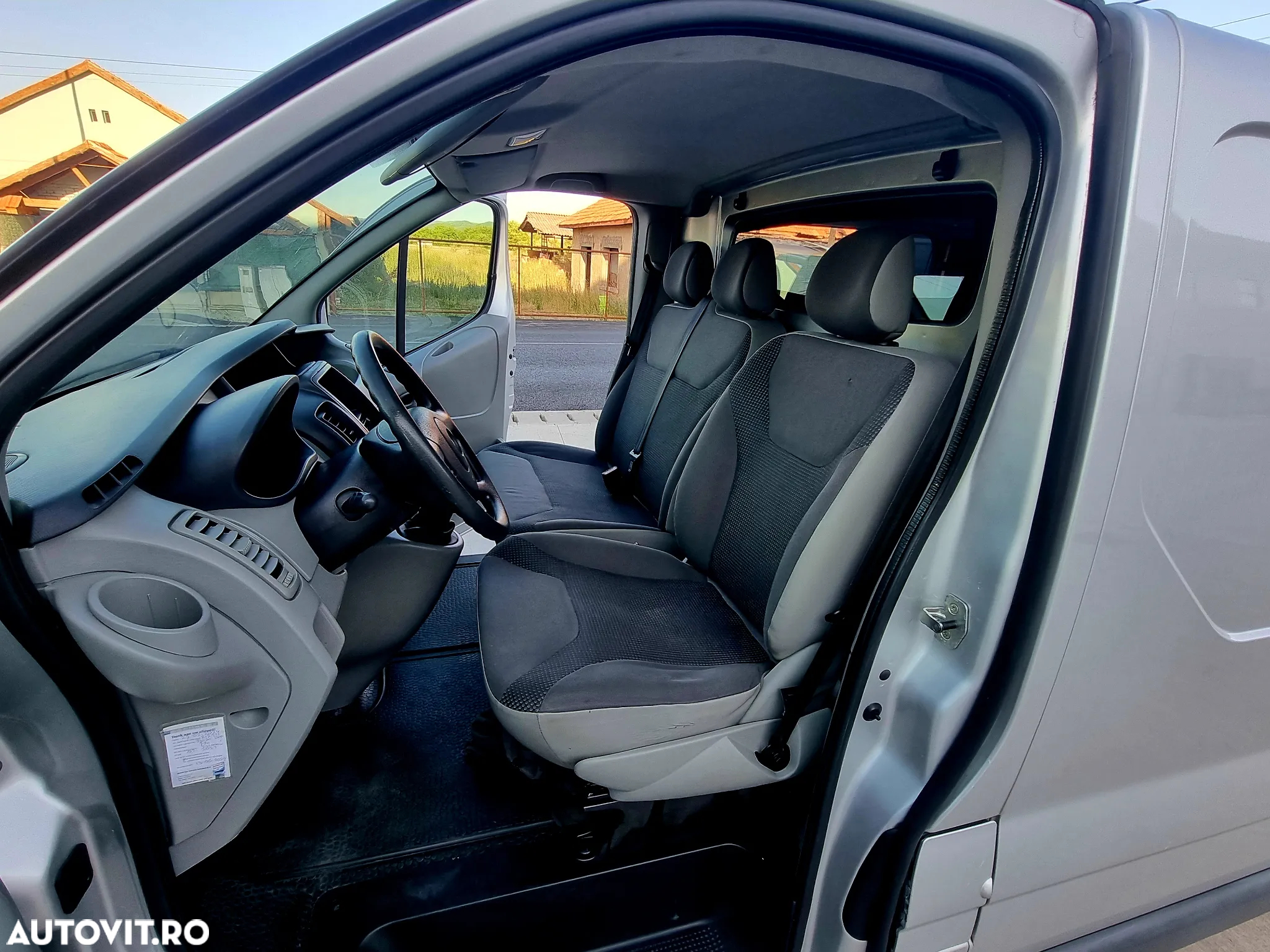 Opel Vivaro Combi 2.0 CDTI LWB EURO5 - 17
