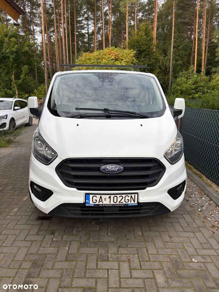 Ford Custom