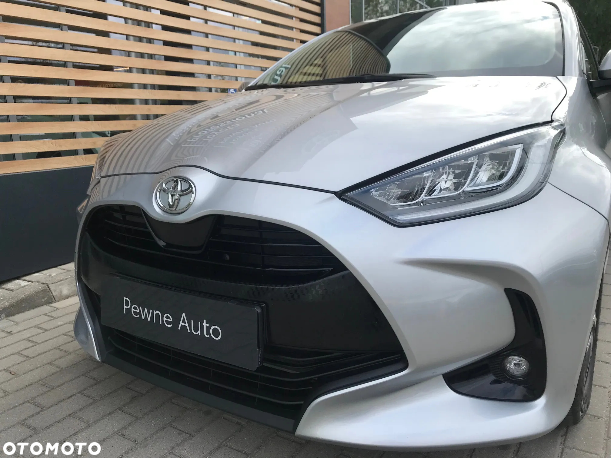 Toyota Yaris 1.5 Comfort CVT - 13