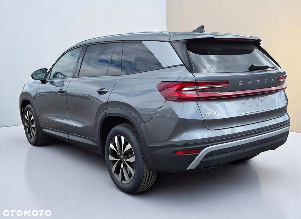Skoda Kodiaq 2.0 TSI 4x4 Selection DSG - 4