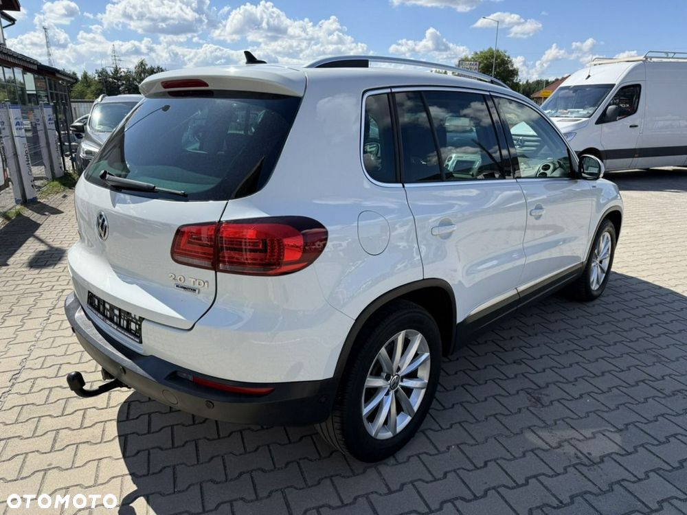 Volkswagen Tiguan 2.0 TDI DPF BlueMotion Technology Lounge Sport & Style - 7