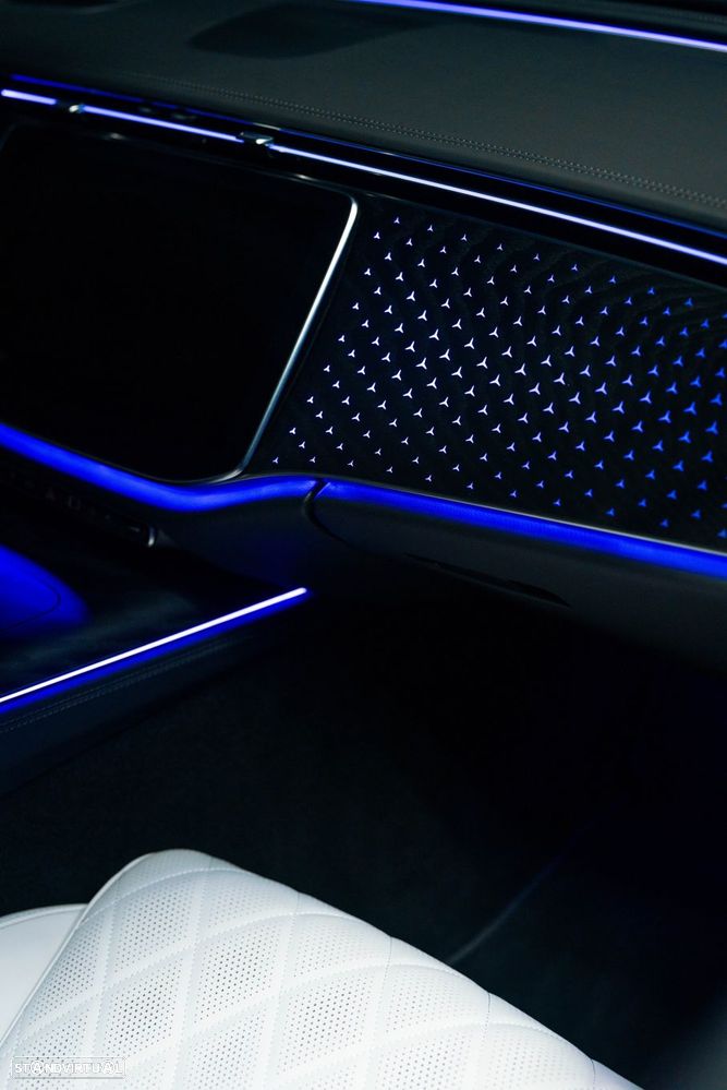 Mercedes-Benz E 300 - 56