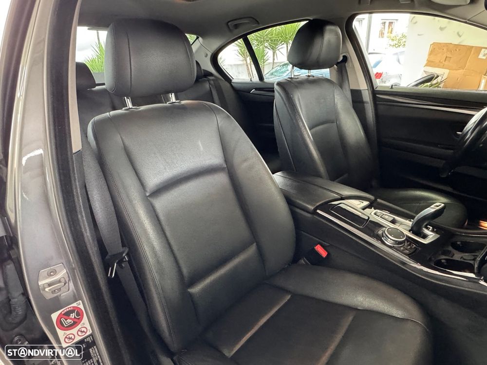 BMW 520 d Auto - 23