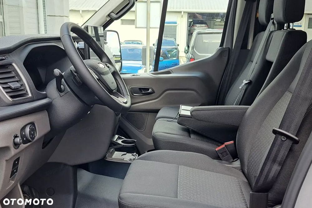 Ford Transit - 6