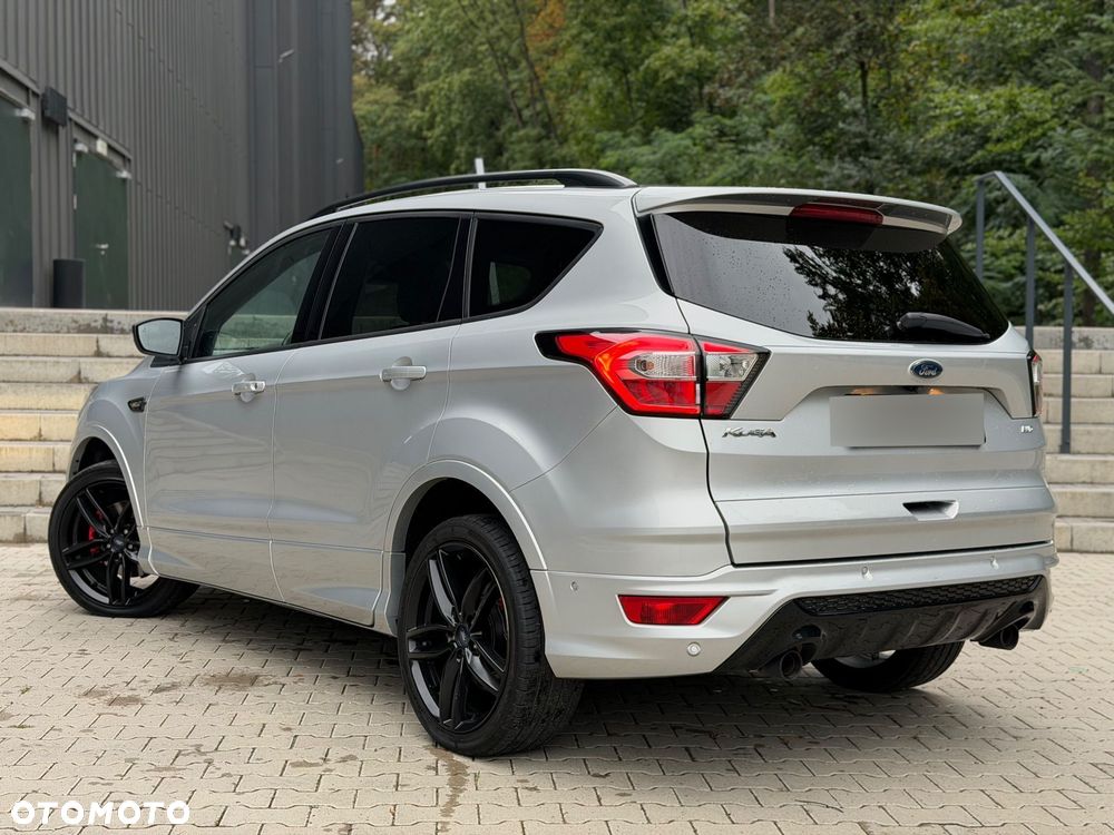 Ford Kuga 2.0 TDCi 4x4 ST-Line - 11