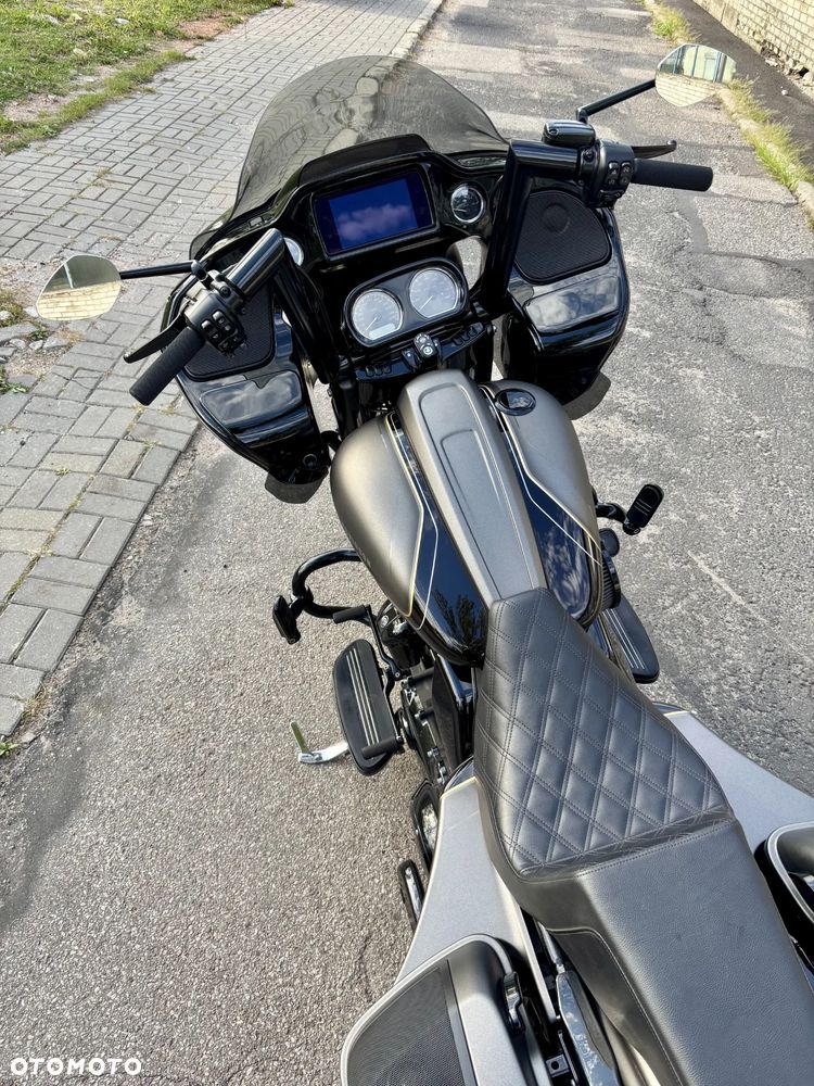 Harley-Davidson Touring Road Glide - 15