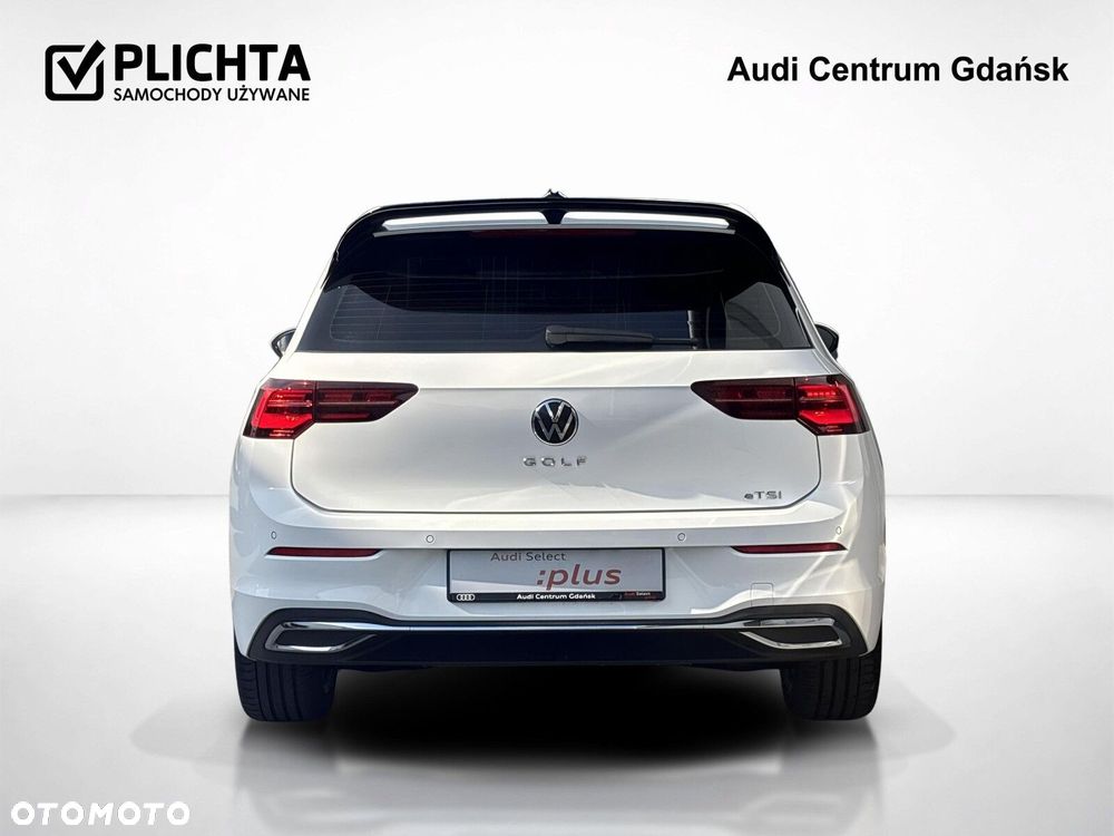 Volkswagen Golf - 5