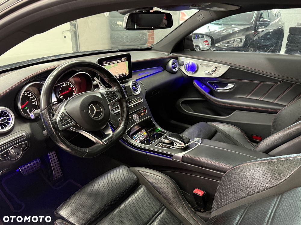Mercedes-Benz Klasa C AMG 43 4Matic 9G-TRONIC - 12