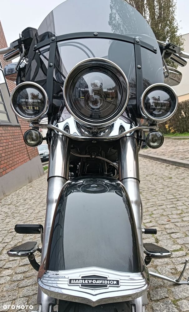 Harley-Davidson Softail Deluxe - 1